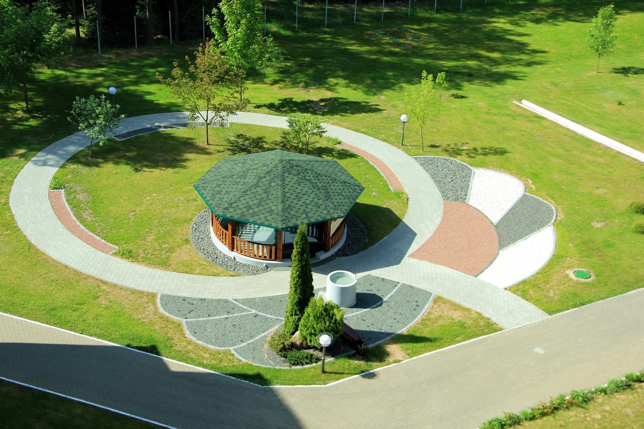 Sanatoriy Priozernyi Hotel Naroch Exterior photo