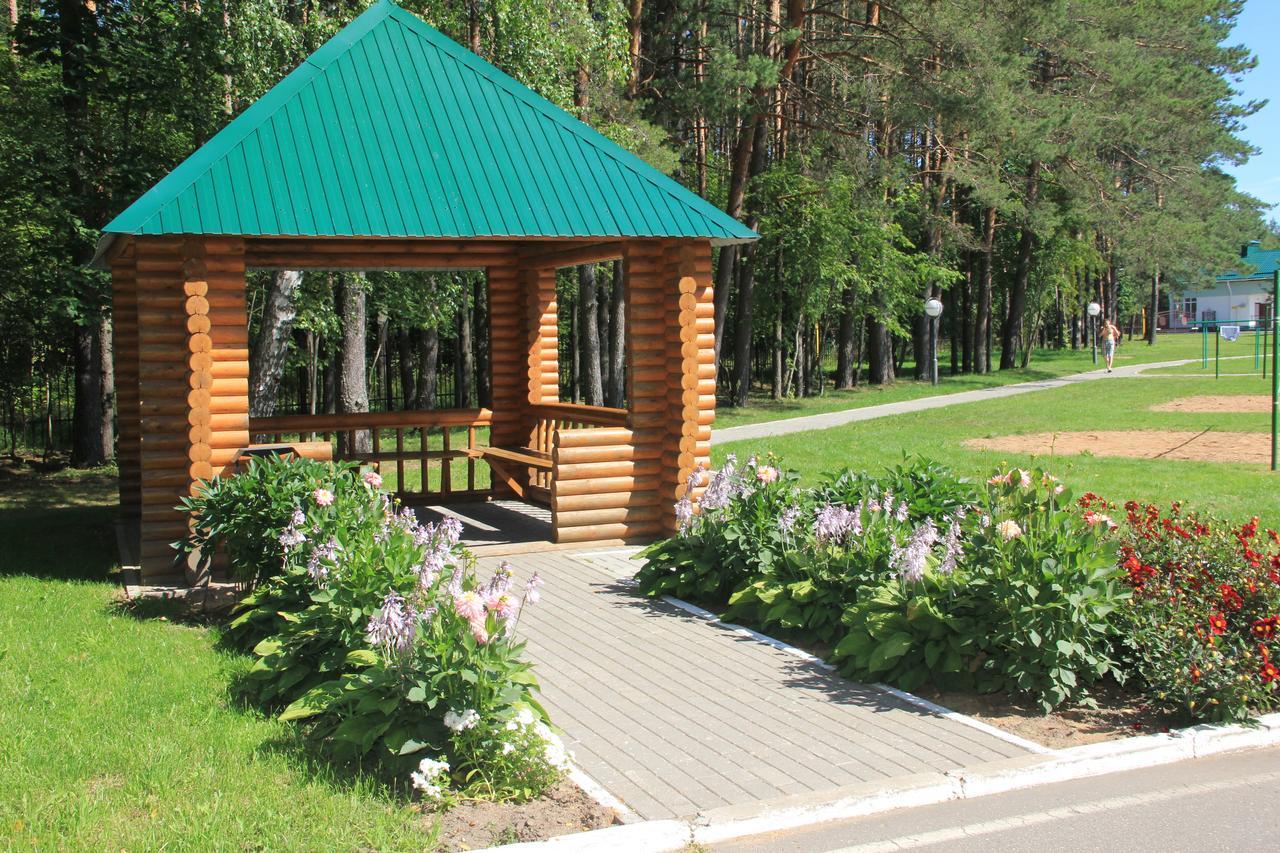 Sanatoriy Priozernyi Hotel Naroch Exterior photo
